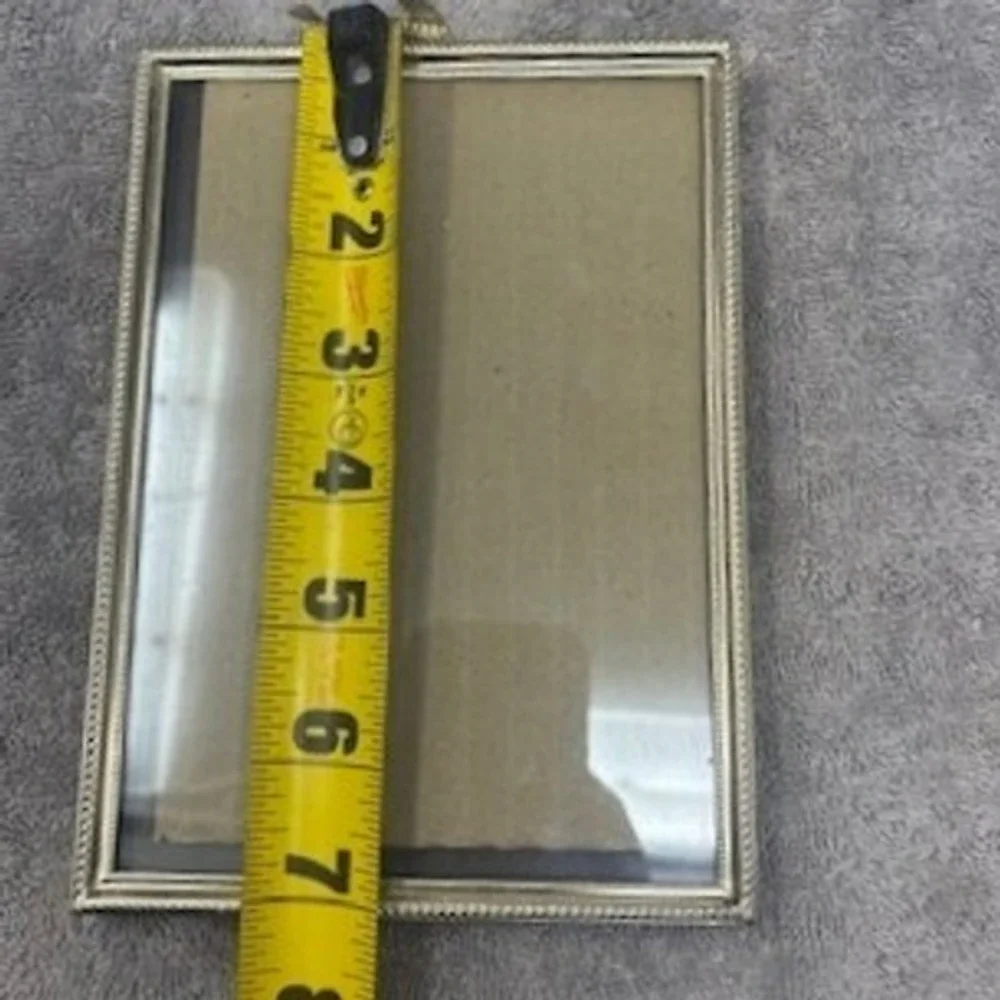 Vtg Silver Tone 5x7 Picture Frame Beaded Edge Classic Traditional Tabletop Decor